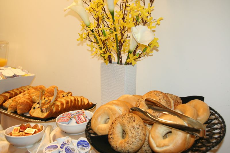 Corporate-Catering-Services-for-Lynnwood-Businesses