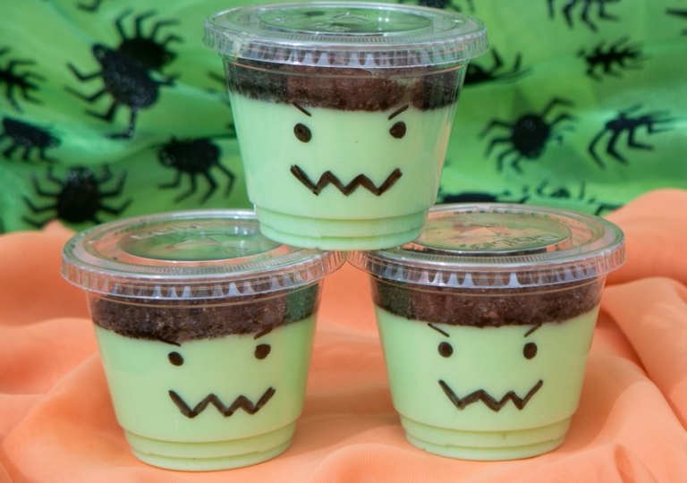 Frankenstein Pudding Cups