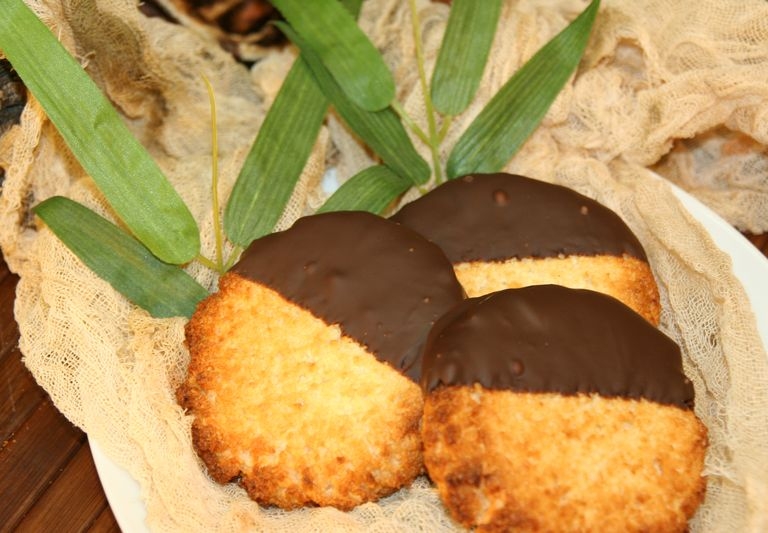 Reward Coconut Macaroon cookies